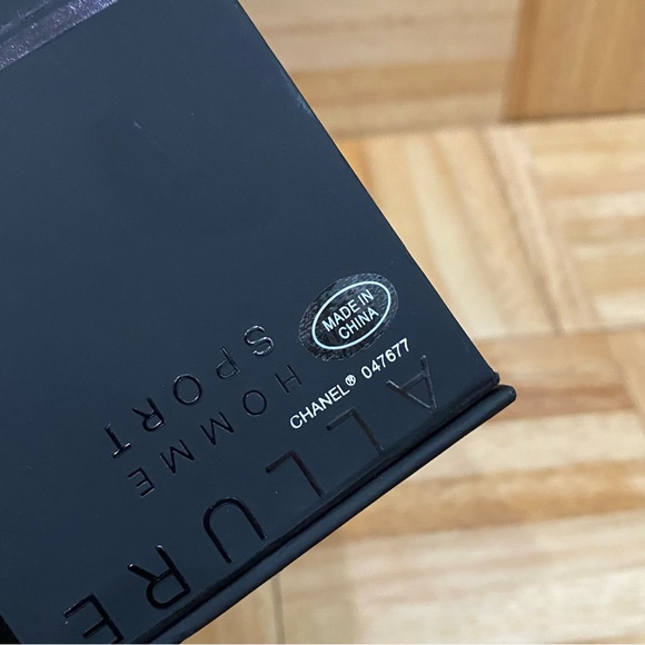 CHANEL Perfume Black EMPTY Gift Box Magnetic Closure Square Box 8.5”X8.5”X3.5” - Picture 14 of 14